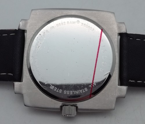 Fossil Herrenuhr,JR-9692 BAW,Datumsanzeige,Leuchtzeiger,Lederband,die Uhr läuft, - Bild 8 von 8