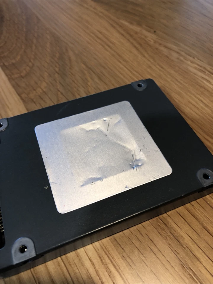 SanDisk Lightning Enterprise SSD 1.6 TB SAS LB 1606R Solid State Hard Drive - Image 4 of 4