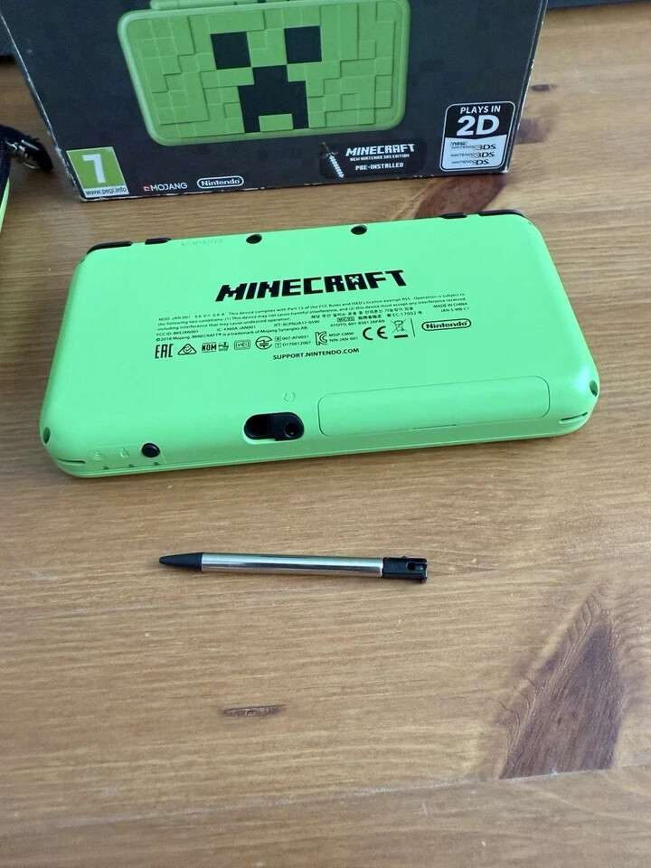 New Nintendo 2DS XL Minecraft Creeper Edition - Handheld System