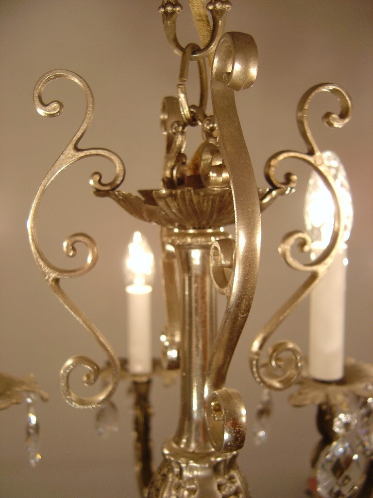 Picture 4 of 6