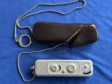 🔥🔥Minox Wetzlar W/ Case & Chain 716 083 Subminiature Spy Camera 1960s Iconic!