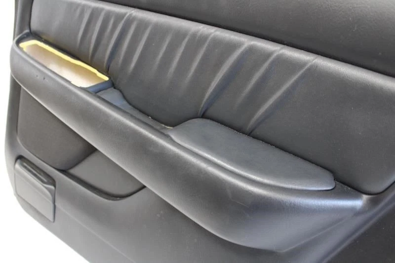 1999 2000 2001 2002 2003 2004 ACURA RL PUERTA TRASERA DERECHA PANEL MOLDURA NEGRO Foto 2 de 4