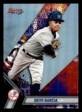 2019 Bowman's Best Top Prospects Refractor - NEW YORK YANKEES Deivi Garcia 