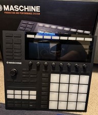 Native Instruments MASCHINE MK3 Groove Production Studio System