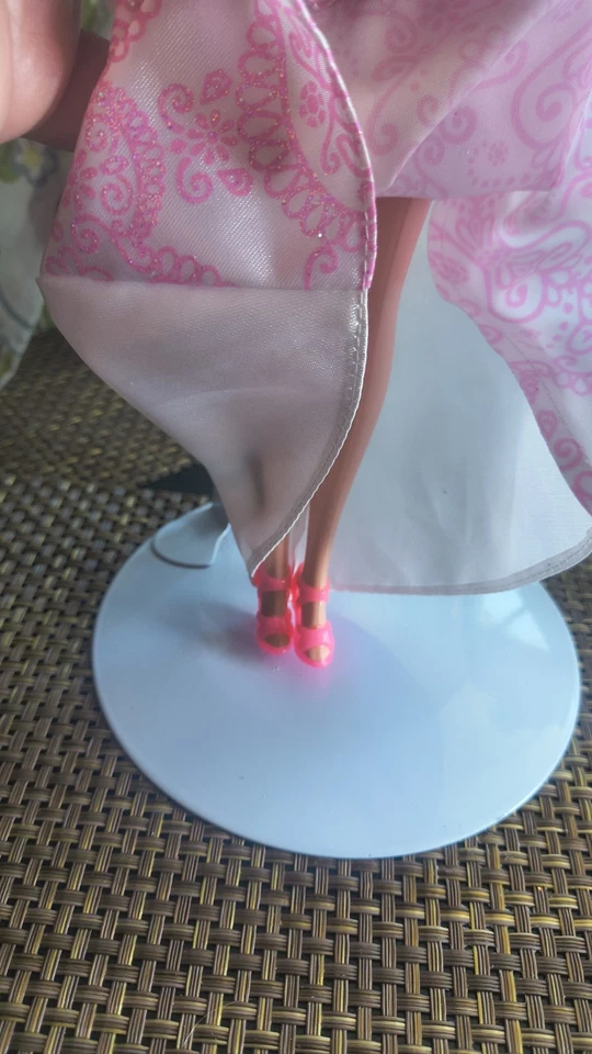 Muñeca Barbie Fantasy Bride Mattel CFF37 1999  Foto 3 de 4