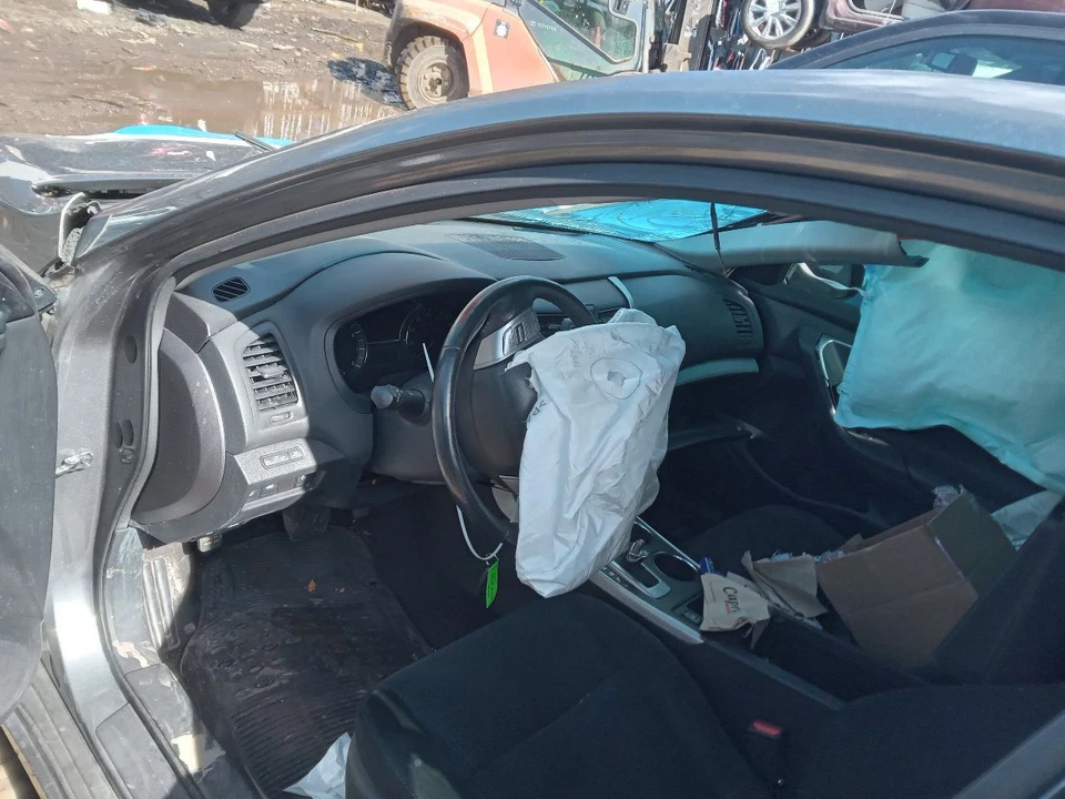 Used Automatic Transmission Assembly fits: 2015 Nissan Altima AT CVT Sdn 2.5L 4 Foto 2 de 4