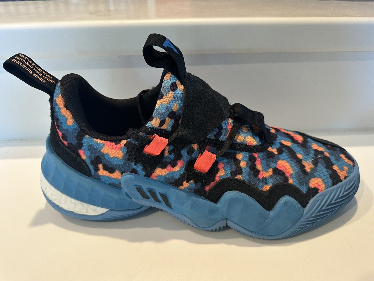 Trae Young adidas バスケットボールシューズ US8 Adidas TRAE YOUNG 1 Pixels Basketball SHOES Blue Black
