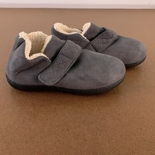 RockDove Women's Shoe Size 6 Gray Adjustable Strap Sherpa Lined Slippers NWT