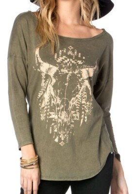Miss Me Women's Olive Green Desert Ox Tee