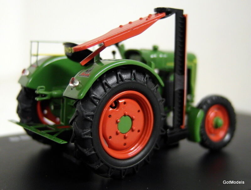Schuco 1/43 - Fendt Dieselross + Passenger seat diecast scale model tractor 0262