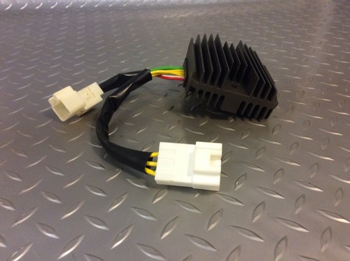 Piaggio Beverly Tourer MP3 Vespa GTS Super GTV 300 Voltage Regulator 58208R - Picture 6 of 11