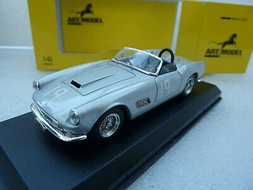 Ferrari 250 California Spider #19 Cumberland 1960, ArtModel ART078 Diecast 1/43 - Picture 2 of 12