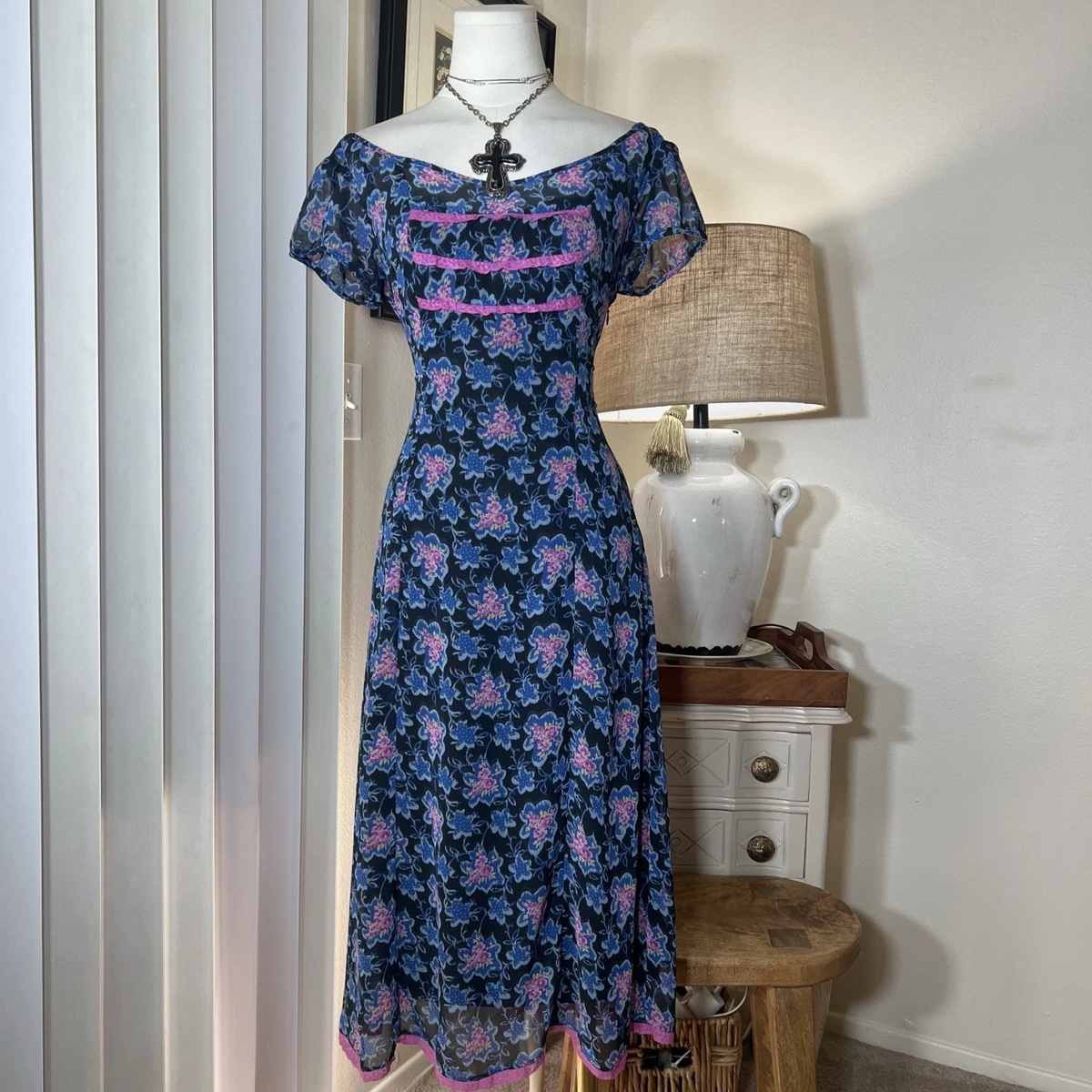 Betsey Johnson Floral Dresses for Women for sale - eBay Betsey Johnson Floral Dresses for Women for sale - eBay