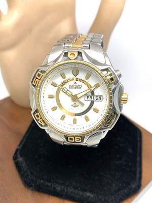Seiko Men's Watch 5M43-0A39 Sports 100 Kinetic Day Date Two Tone