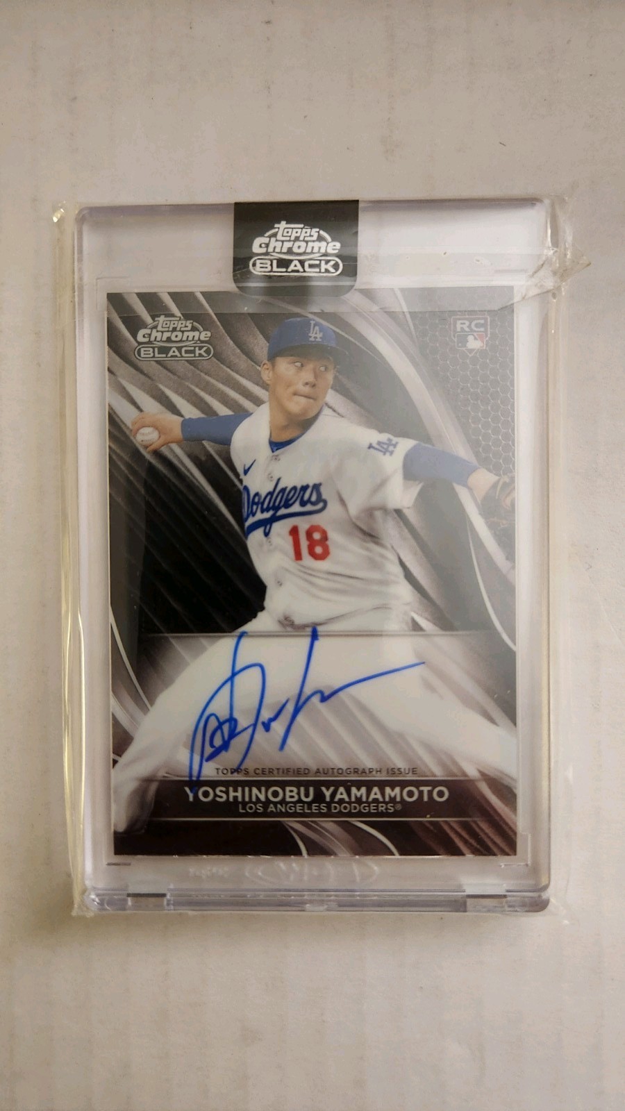 2024 Topps Chrome Black - Autographs Yoshinobu Yamamoto #CBA-YY (AU, RC)