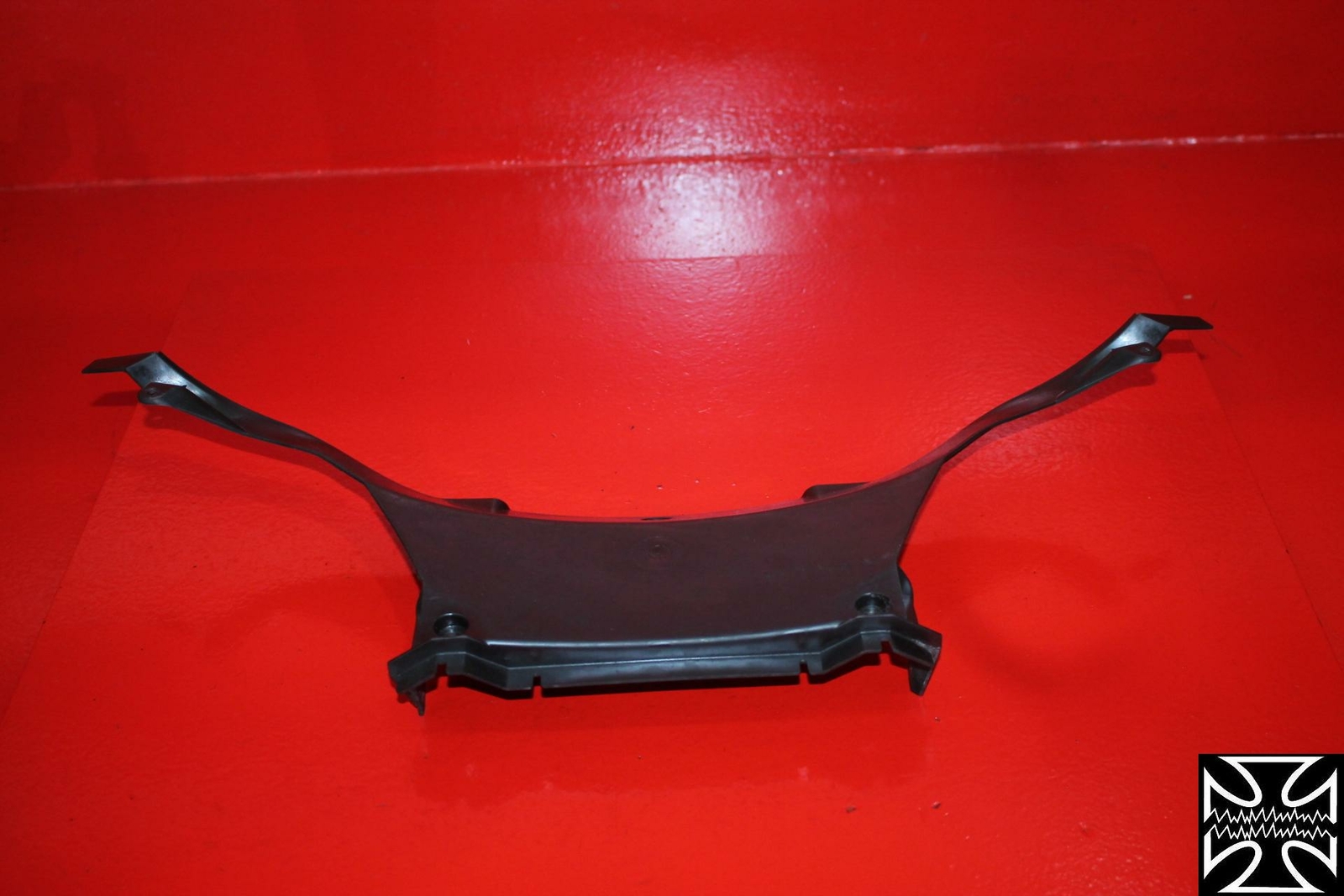 Picture 1 of 8