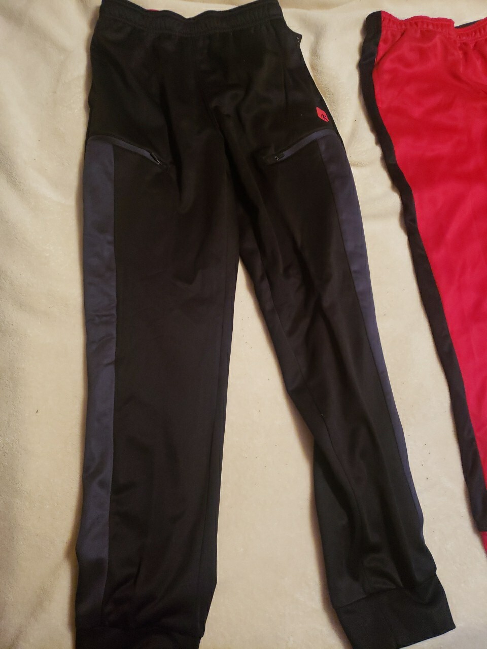 Picture 2 of 4