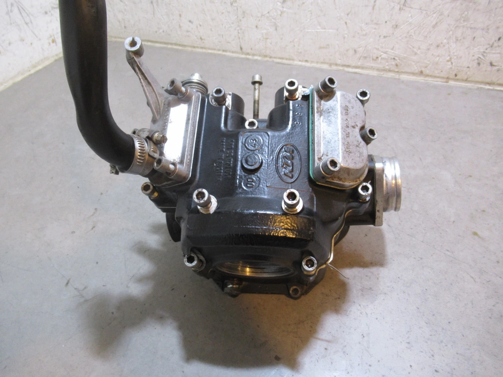 KTM 640 Adventure Head 2001