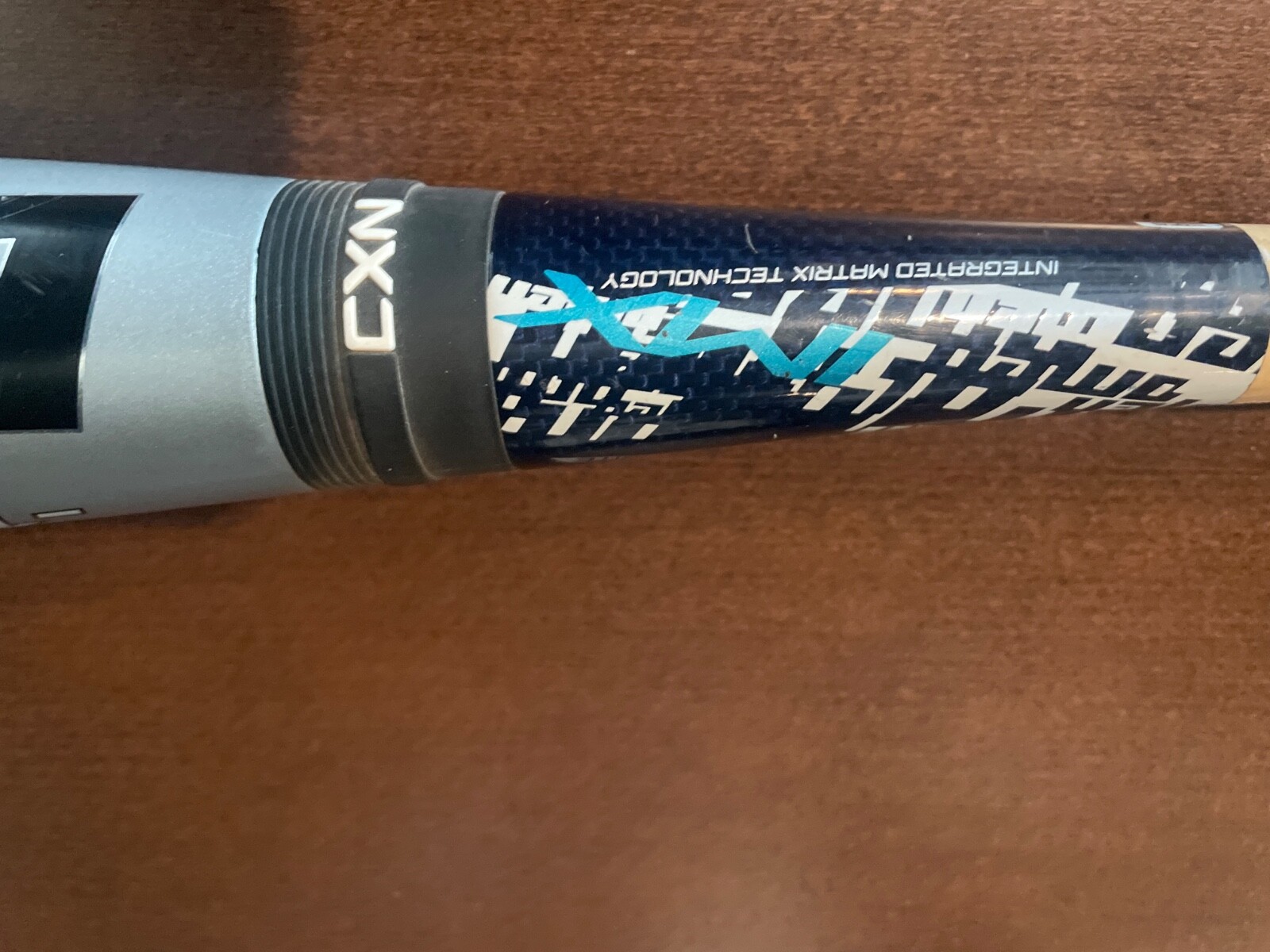 Batte Easton Omen LNC1XL – 31 Pouces, 19 Oz – Composite, Jeune – USSSA