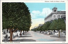 Marti or Prado Promenade, Havana Cuba - c1920s Linen Postcard - Made In USA