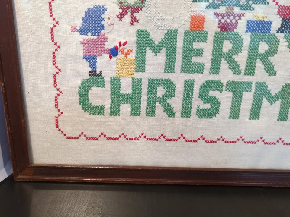 Vtg Cross Stitched Linen Framed Merry Christmas Wall Hanging Cottage Core - Image 4 of 4