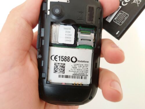 ALCATEL Vodafone OT 543 Black (Unlocked) Mobile Phone small basic classic elders - Picture 11 of 11