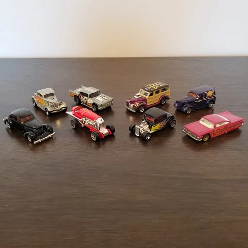 Lot of VINTAGE HOT WHEELS Hots Rods and Roadsters, Lot of 8