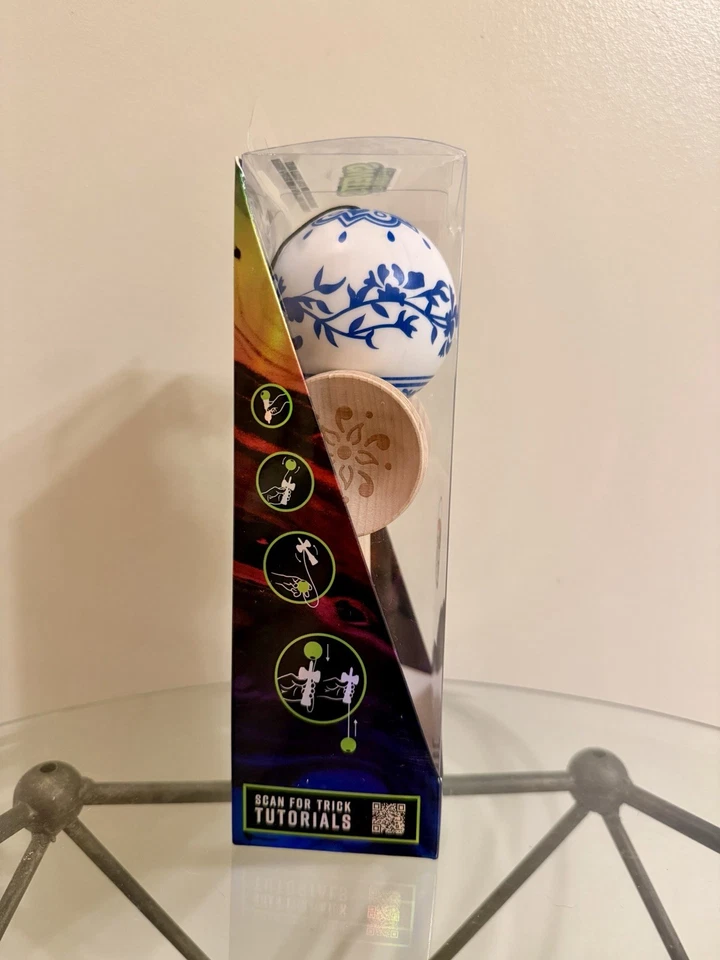 NUEVO Dulces Tang Orchid Kendama Comunidad Kendama En Caja Artículo de Coleccionista Foto 3 de 4