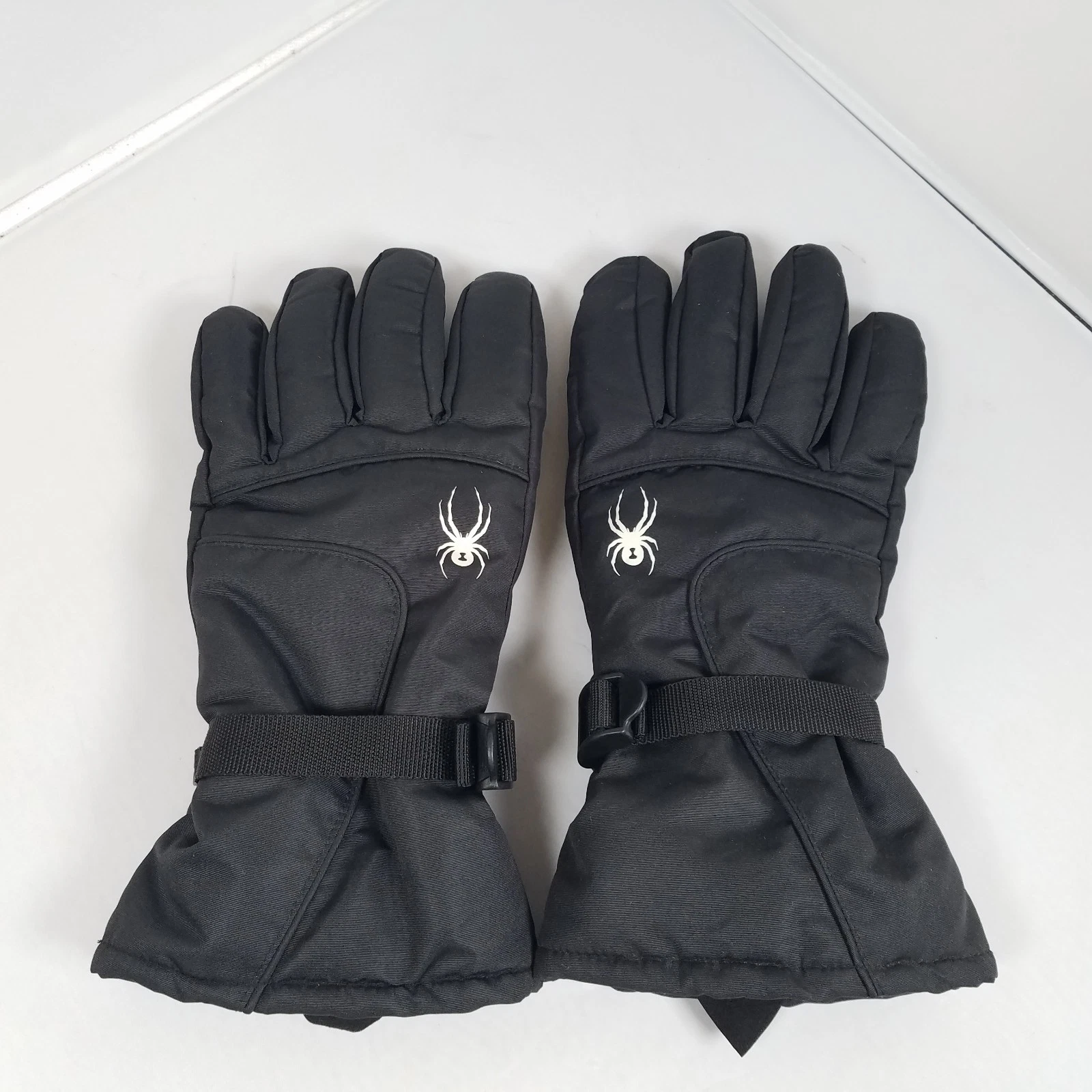 Spyder Men’s Insulated Ski Winter Snow BOARDING Gloves L/Xl $69.00 Msrp
Opens in a new window or tab