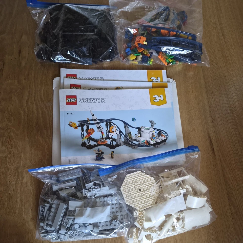 LEGO Creator 31142 Space Roller Coaster