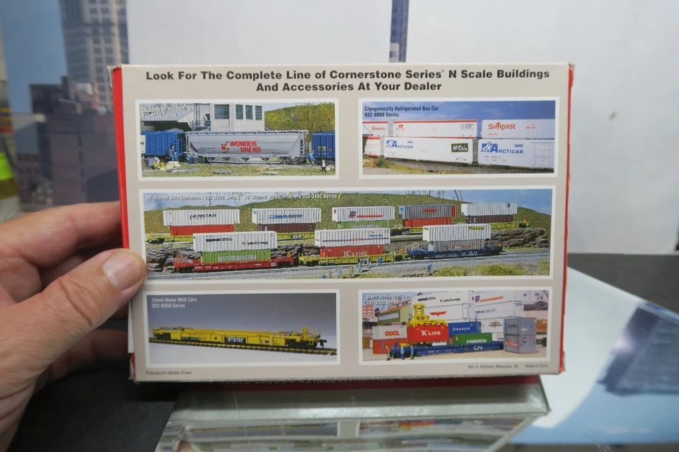 WALTHERS N SCALE 932-8108 THRALL 5-UNIT ARTICULATED DOUBLE STACK CAR TTX#72855 ! - Image 3 of 4