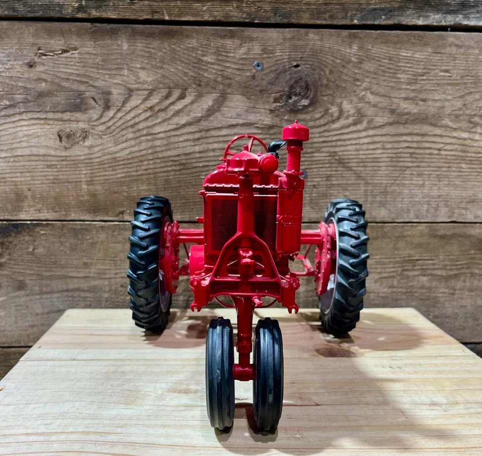 Franklin Mint, Precision, McCormick-Deering, Farmall F-20 Tractor, 1:12 Diecast - Image 3 of 4