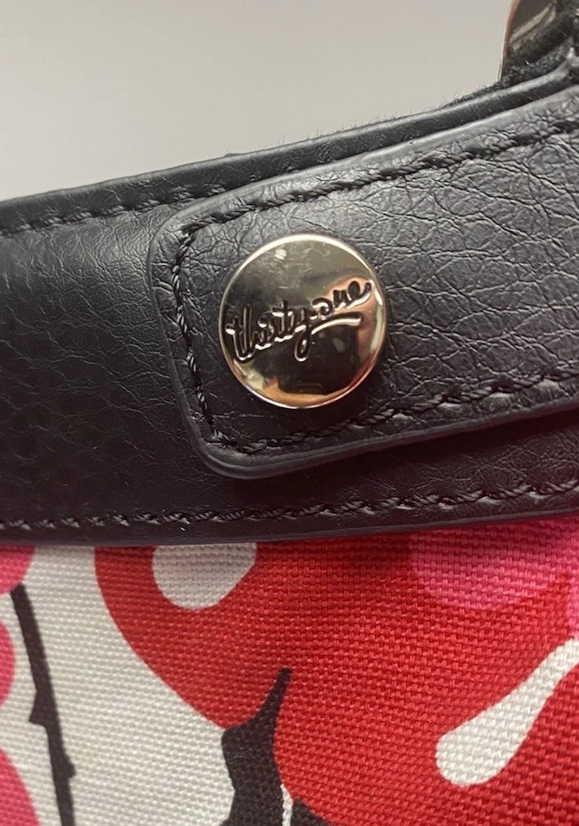 Bolsa saia suíte Thirty-One Bold Bloom “LOVE” bolsa de ombro - Excelente estado usado - Imagem 4 de 4