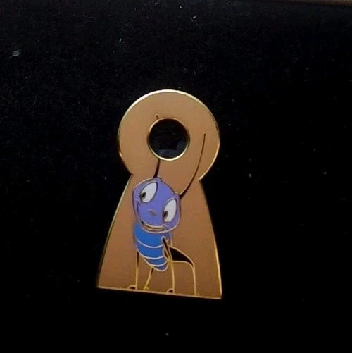 Disney Mulan 25th Anniversary Mystery Sword Puzzle Series Cricket Trading Pin