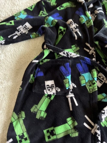 Minecraft Boys Black Green Creeper White Skeleton Fleece Hooded Robe 10 - Picture 7 of 7