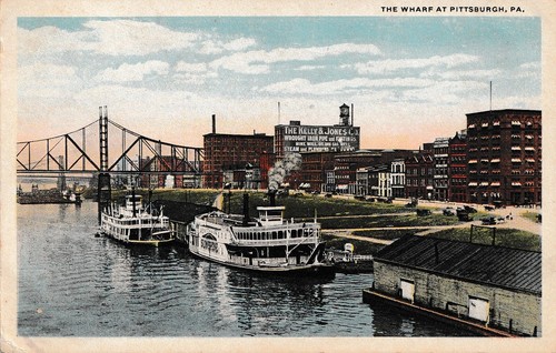 DAMPFBOOTE, SCHIFFE AN MON WHARF FESTGEMACHT ~ PITTSBURGH, PA