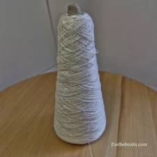 Unbranded machine knitting yarn - 1 ply white 102 grams (C134)