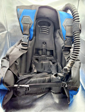 Sherwood Scuba Vest --- Silhouette --- Black and Blue  ---  Lot 2684