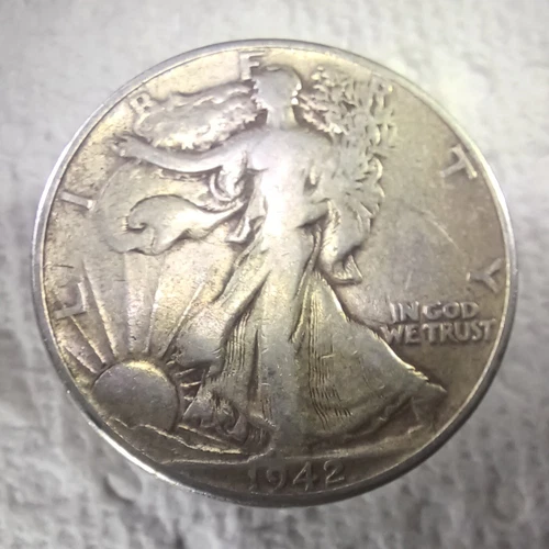 1942 P Liberty Walking Silver Half Dollar in Very Fine Condition. -#0011