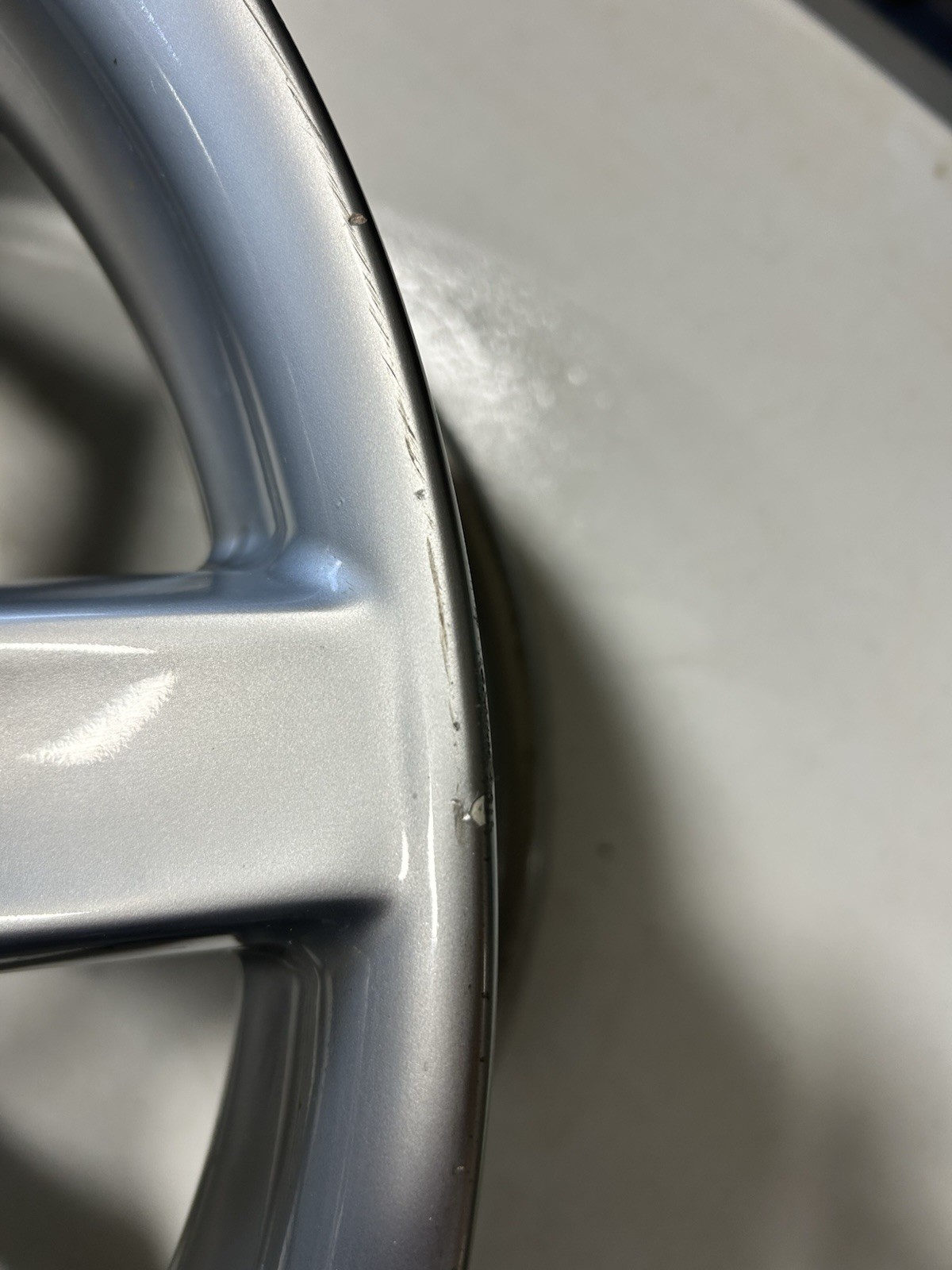 Speedline Magnesium Wheel Rim 18 Inch x 8.5  5X 114.3 16mm Offset Silver Ferrari
