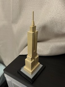 LEGO Architecture 21002 Empire State Building Landmark Series Complete Set