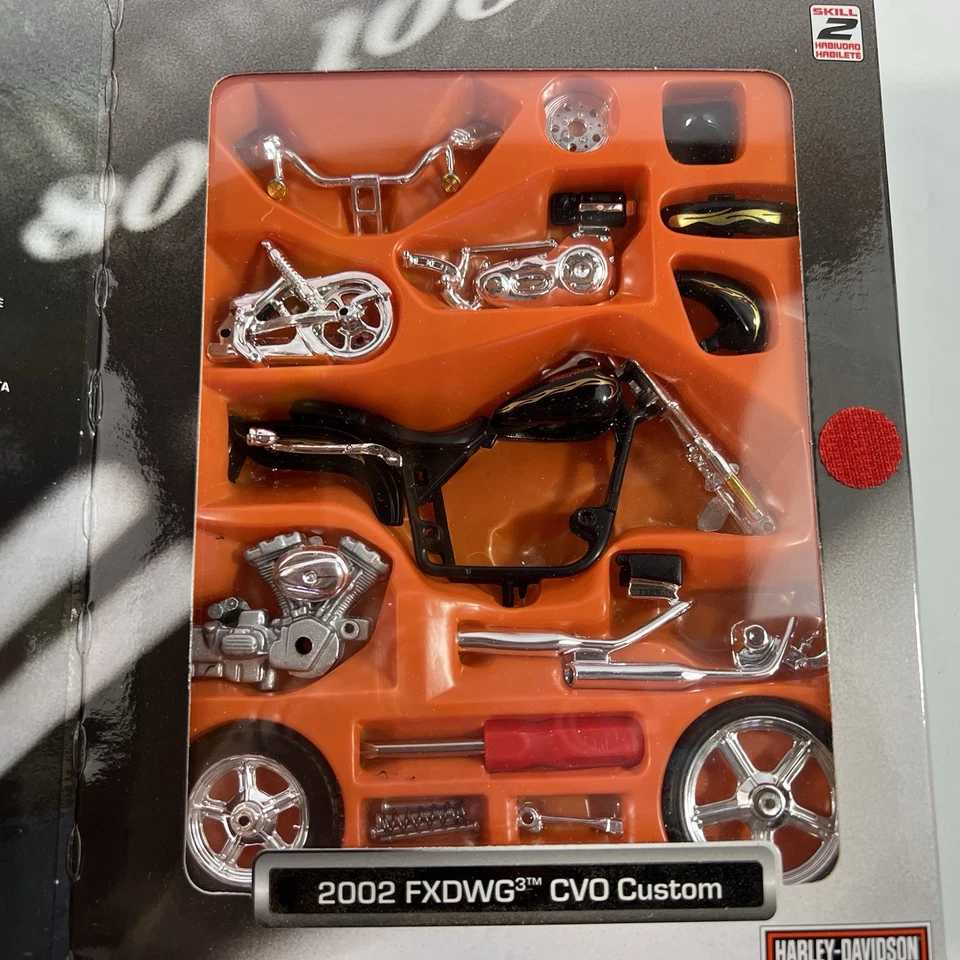 Motocicletas Maisto Harley Davidson 2002 FXDWG CUO personalizadas escala 1:18 Foto 2 de 4
