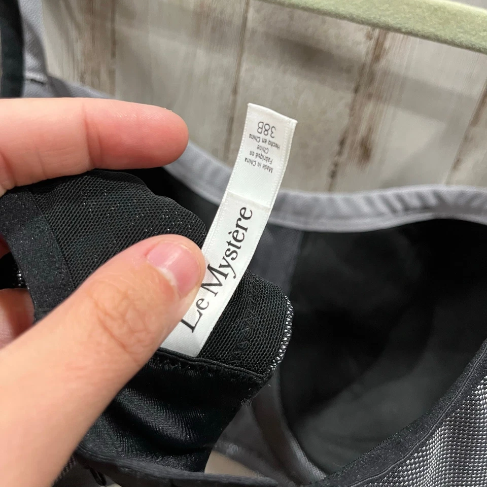 Sutiã esportivo Le Mystere alto impacto com aro tamanho 38B preto cinza ajustável - Imagem 4 de 4