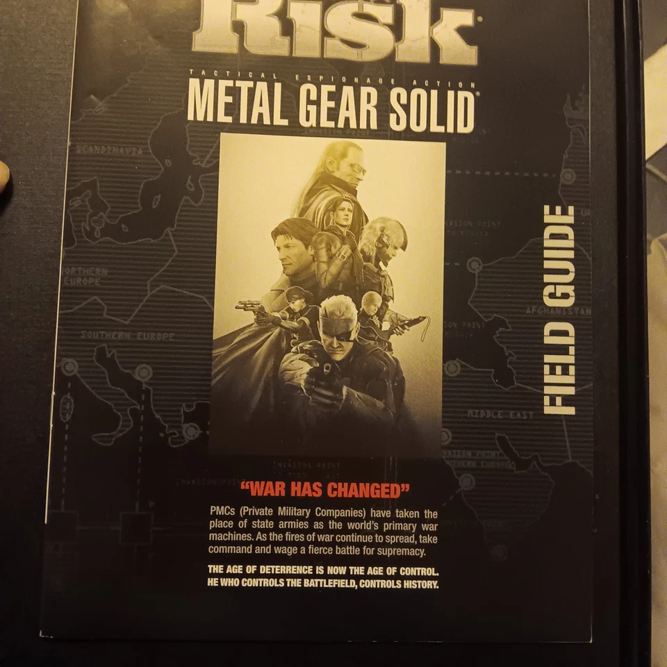 RISK METAL GEAR SOLID COLLECTOR'S EDITION Board GAME New not Sealed COMPLETE - Image 3 of 4