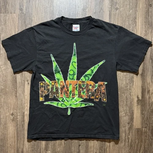 Pantera Far Beyond Driven World Tour Tee, Size 1990s vintage concert t-shirt, vintage, single stitch, B+ condition