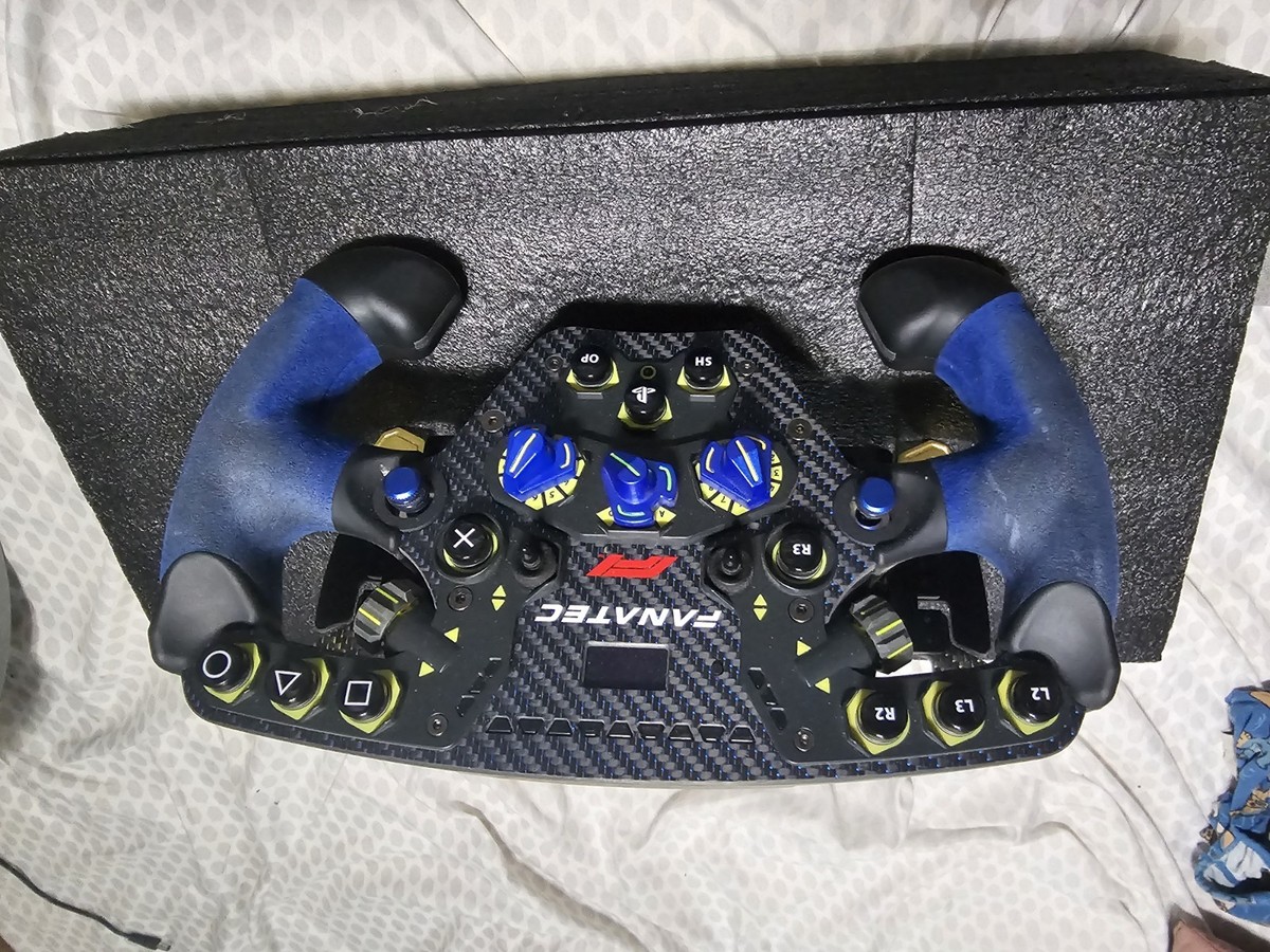 Limited Edition Fanatec Blue F1 Podium Wheel PS4 Qr2 Comes