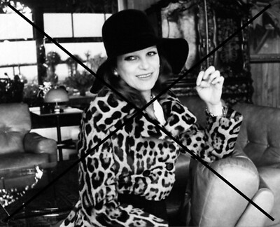 1973 MILVA PHOTO