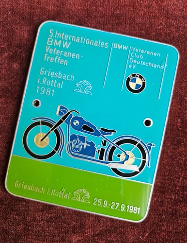 VINTAGE ENAMEL MOTORCYCLE BADGE # BMW VETERAN RALLY GRIESBACH ROTTAL 1981 - Picture 2 of 5