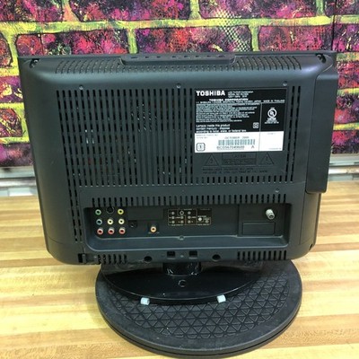 Toshiba 15LV505-T 15 LCD TV/DVD Player 720p RCA/RGB/S-VIDEO for