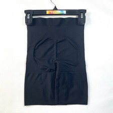 NWT SPANX Women's L OnCore Mid-Thigh Lightweight Shaping Short SS6615 Black
